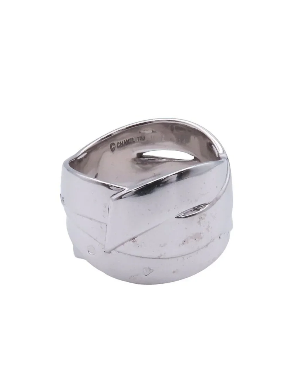 Chanel Boldic White Gold 18K Diamond Ribbon Ring